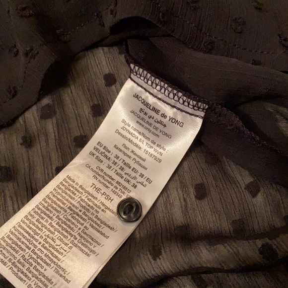 NEW Jacqueline de Yong Sheer blouse with polka dots - Picture 5 of 5